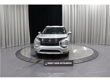 2024 Mitsubishi Outlander LE (Stk: T24028) in Edmonton - Image 1 of 28
