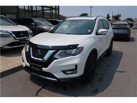 2020 Nissan Rogue SV (Stk: T23250B) in Kamloops - Image 1 of 30