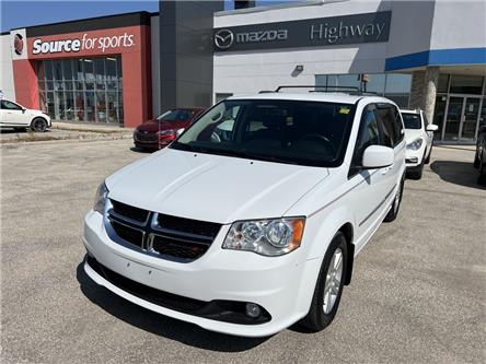 2017 Dodge Grand Caravan Crew (Stk: A0569) in Steinbach - Image 1 of 17