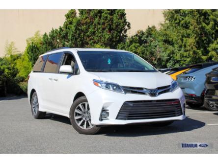 2020 Toyota Sienna XLE 7-Passenger (Stk: W1EP489A) in Surrey - Image 1 of 16