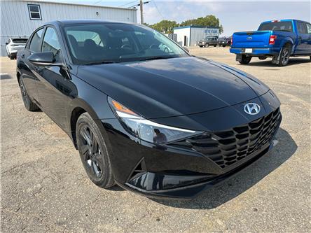 2023 Hyundai Elantra Preferred (Stk: 23137B) in Wilkie - Image 1 of 24