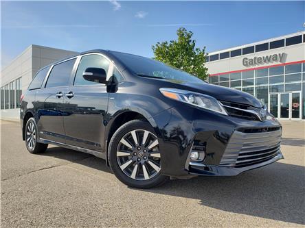 2019 Toyota Sienna XLE 7-Passenger (Stk: T9650) in Edmonton - Image 1 of 38