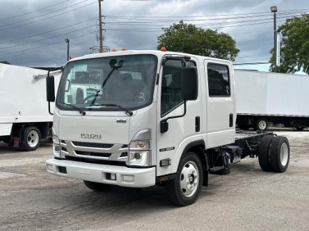 2024 Isuzu NRR New 24MY Isuzu NRR Crewcab  drive with G-License (Stk: I24076) in Toronto - Image 1 of 15