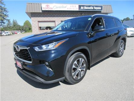 2022 Toyota Highlander XLE (Stk: U8233) in Peterborough - Image 1 of 30