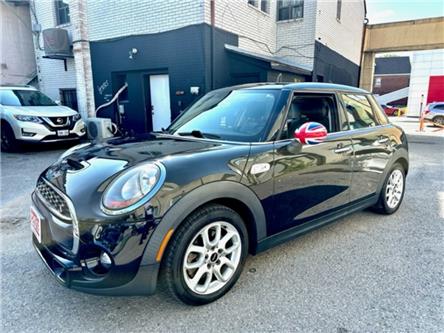 2015 MINI 5 Door Cooper S (Stk: U2472) in Toronto - Image 1 of 25