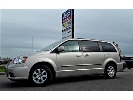 2012 Chrysler Town & Country Touring (Stk: P977) in Brandon - Image 1 of 29