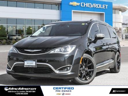 2018 Chrysler Pacifica Hybrid Limited (Stk: 230788A) in London - Image 1 of 27