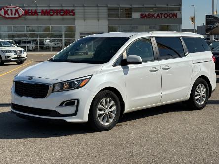 2019 Kia Sedona LX (Stk: B0212) in Saskatoon - Image 1 of 22