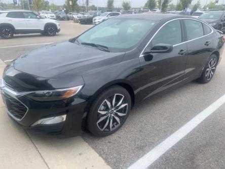 2022 Chevrolet Malibu RS (Stk: 23P099) in London - Image 1 of 7