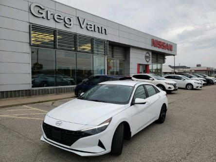 2023 Hyundai Elantra Preferred (Stk: 23175A) in Cambridge - Image 1 of 17