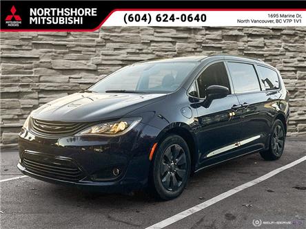 2019 Chrysler Pacifica Hybrid Touring-L (Stk: 686997) in North Vancouver - Image 1 of 23