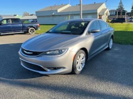 2016 Chrysler 200 Limited in Matane - Image 1 of 4
