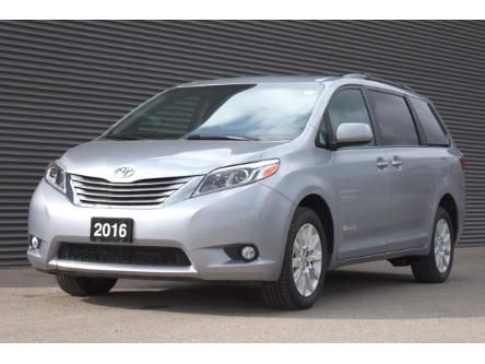 2016 Toyota Sienna 7 Passenger (Stk: MU3212A) in London - Image 1 of 29