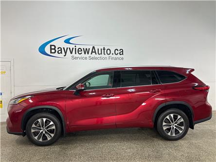 2021 Toyota Highlander XLE (Stk: 40569J) in Belleville - Image 1 of 28