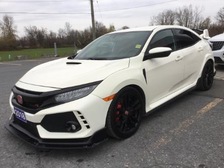 2018 Honda Civic Type R Base (Stk: 23257B) in Cornwall - Image 1 of 28