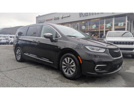 2023 Chrysler Pacifica Hybrid Limited (Stk: TP198) in Kamloops - Image 1 of 30