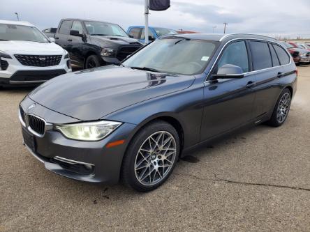 2015 BMW 328i xDrive Touring (Stk: GG0064A) in Devon - Image 1 of 15