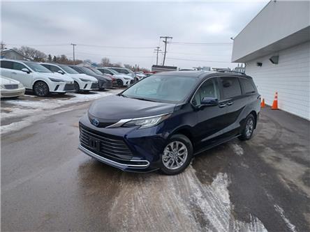2023 Toyota Sienna XLE 8-Passenger (Stk: F173024) in Regina - Image 1 of 42