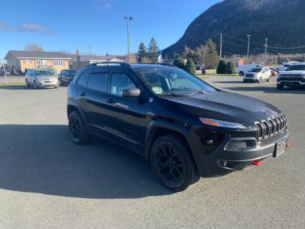 2018 Jeep Cherokee Trailhawk (Stk: 24063A) in Campbellton - Image 1 of 2