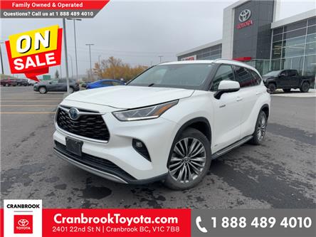 2021 Toyota Highlander Hybrid Limited (Stk: 047031C) in Cranbrook - Image 1 of 27