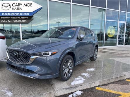 2024 Mazda CX-5 Signature (Stk: 4C55656) in Red Deer - Image 1 of 12