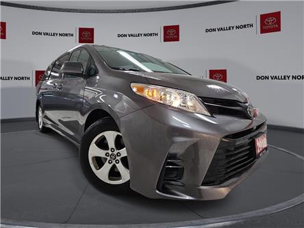 2018 Toyota Sienna 7-Passenger (Stk: 10109977A) in Markham - Image 1 of 13