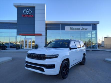 2022 Grand Wagoneer Series II (Stk: 2392102) in Moose Jaw - Image 1 of 39