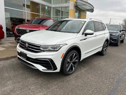 2024 Volkswagen Tiguan Highline R-Line (Stk: 12379) in Peterborough - Image 1 of 41