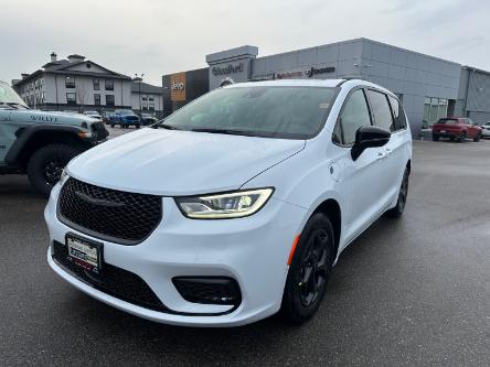 2024 Chrysler Pacifica Hybrid Select (Stk: 24-089) in Ingersoll - Image 1 of 18