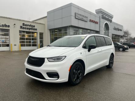 2024 Chrysler Pacifica Hybrid Select (Stk: 24-065) in Tillsonburg - Image 1 of 25