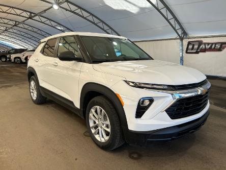 2024 Chevrolet TrailBlazer LS (Stk: 209977) in AIRDRIE - Image 1 of 23