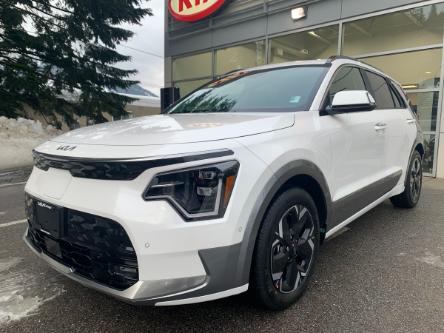 2024 Kia Niro EV Wave w/Snow White Pearl & Grey Exterior (Stk: 50796) in Castlegar - Image 1 of 16