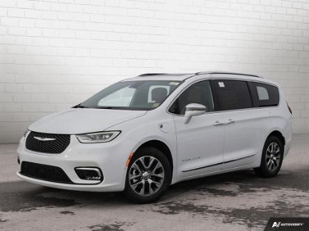 2024 Chrysler Pacifica Hybrid Pinnacle (Stk: RR0002) in Orangeville - Image 1 of 29