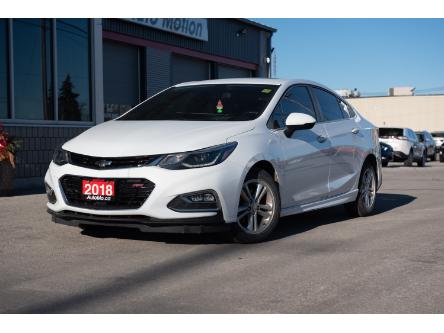 2018 Chevrolet Cruze LT Auto (Stk: 2445) in Chatham - Image 1 of 17