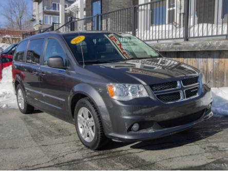 2017 Dodge Grand Caravan Crew (Stk: 766719) in Lower Sackville - Image 1 of 18