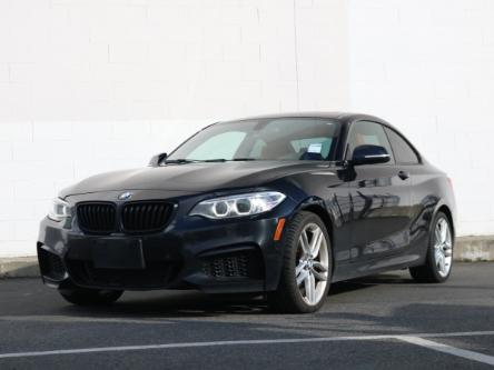 2016 BMW 228i xDrive (Stk: T599290) in VICTORIA - Image 1 of 11