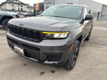 2024 Jeep Grand Cherokee L Laredo (Stk: 24-105) in Ingersoll - Image 1 of 18