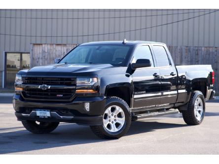 2017 Chevrolet Silverado 1500 2LT (Stk: 500749) in Sarnia - Image 1 of 43