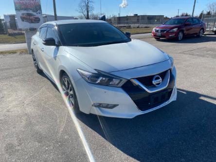 2017 Nissan Maxima SV (Stk: P0116A) in Chatham - Image 1 of 11