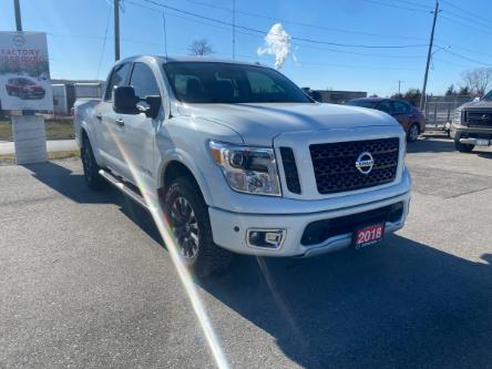 2018 Nissan Titan S (Stk: 1N816A) in Chatham - Image 1 of 11