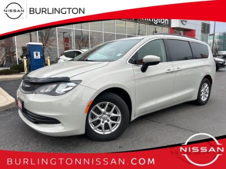 2019 Chrysler Pacifica Touring (Stk: D3931A) in Burlington - Image 1 of 22