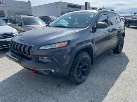2016 Jeep Cherokee Trailhawk (Stk: PW7339A) in Cranbrook - Image 1 of 4