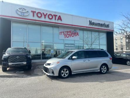 2020 Toyota Sienna LE 8-Passenger (Stk: 38283A) in Newmarket - Image 1 of 21