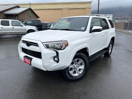 2022 Toyota 4Runner Base (Stk: T8974A) in Penticton - Image 1 of 30