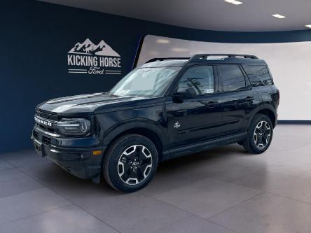 2023 Ford Bronco Sport Outer Banks (Stk: 10484) in Golden - Image 1 of 19