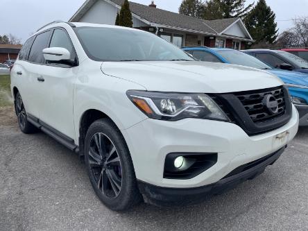 2018 Nissan Pathfinder Platinum (Stk: -) in Kemptville - Image 1 of 12