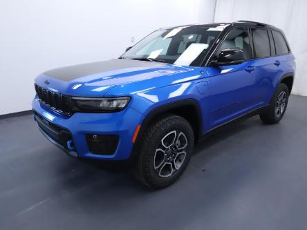 2023 Jeep Grand Cherokee 4xe Trailhawk (Stk: A23319) in Lethbridge - Image 1 of 30