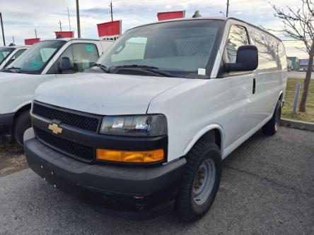 2018 Chevrolet Express 3500 Work Van in Ottawa - Image 1 of 3