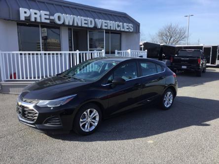 2019 Chevrolet Cruze LT (Stk: 18-240127B) in Ajax - Image 1 of 21