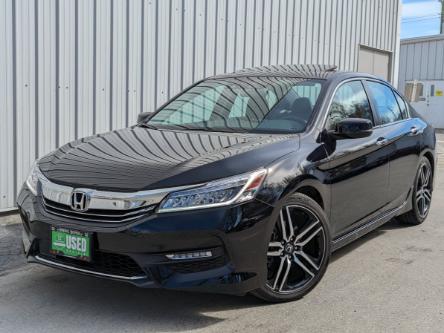 2017 Honda Accord Touring (Stk: B12418) in North Cranbrook - Image 1 of 15